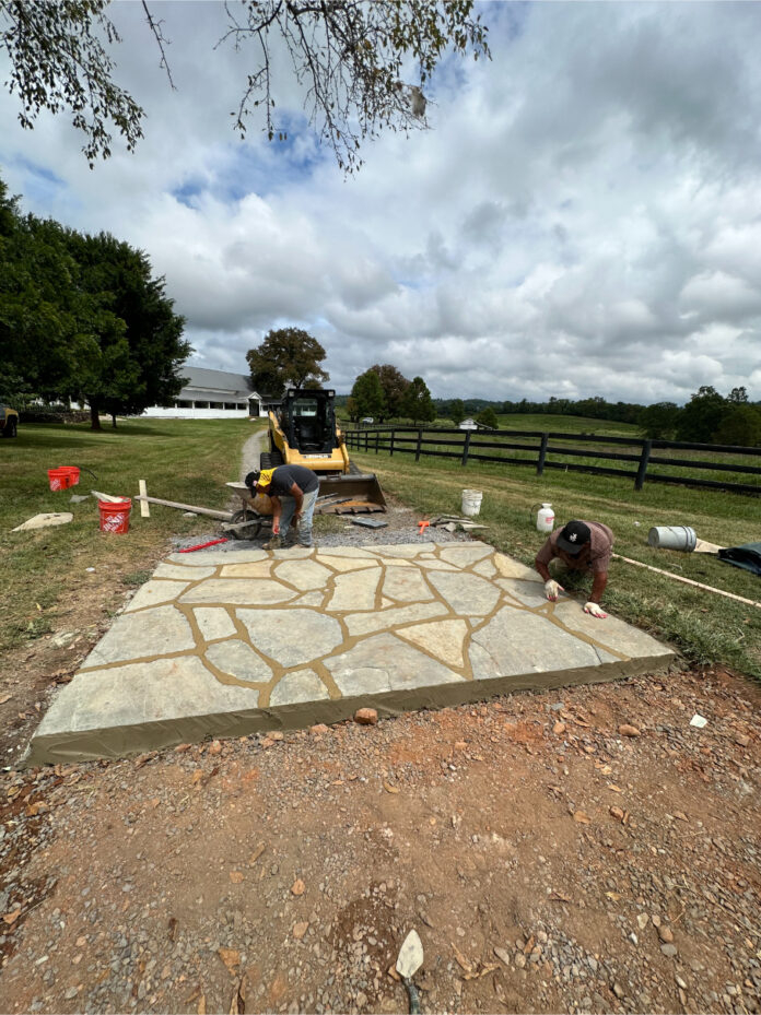 Mar Contracting LLC offers you expert services in excavation, basic construction, masonry, and septic tank installation and repair. USA DMV area. Gallery Photos